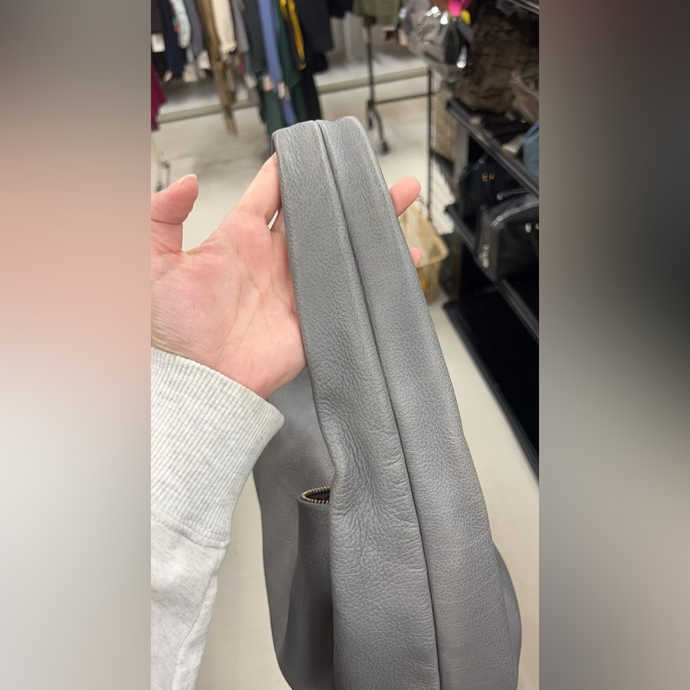 Authentic🩶Vintage LOEWE bag - Picture 4 of 15